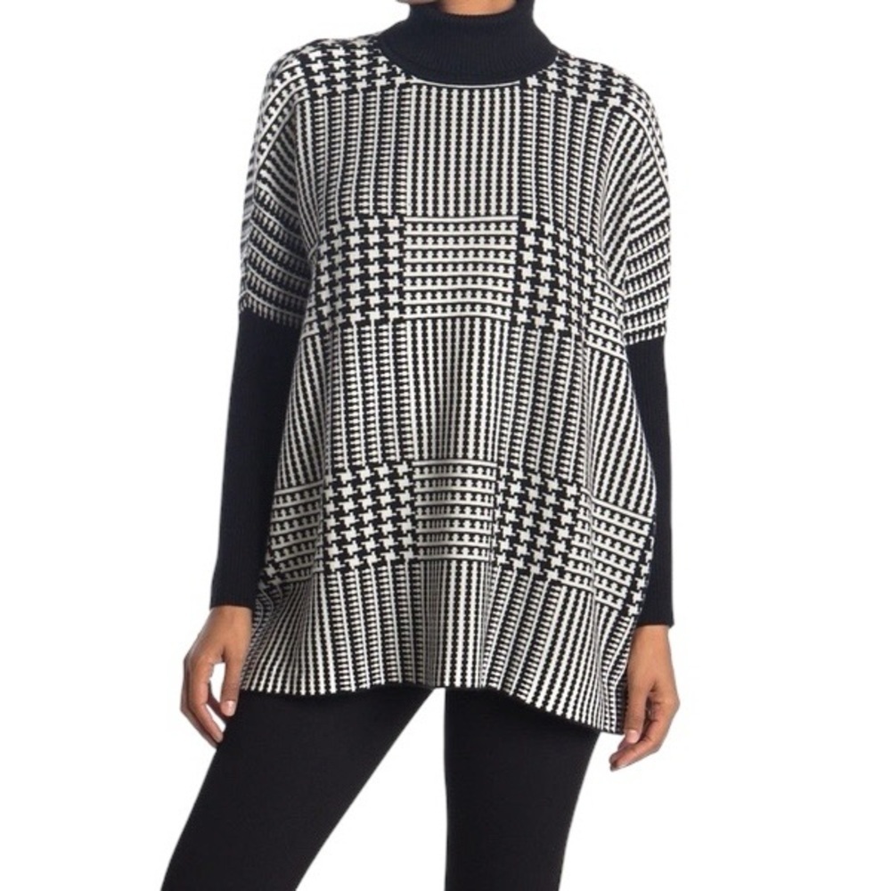 Women's Black and White Sweater